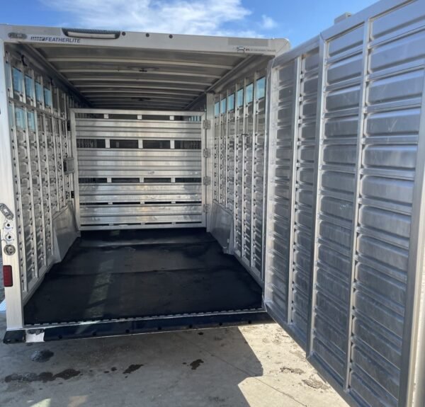 2013 Featherlite 30FT Stock Combo – 3 Compartments - Image 11