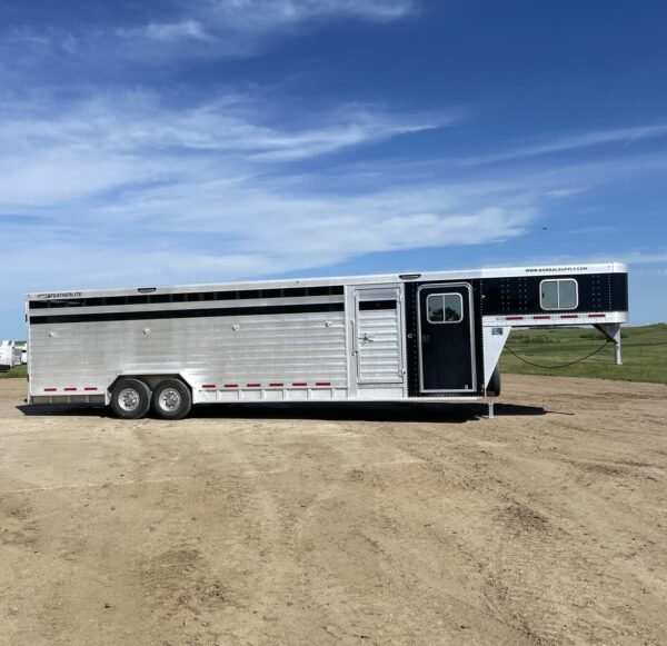 2013 Featherlite 30FT Stock Combo – 3 Compartments - Image 4