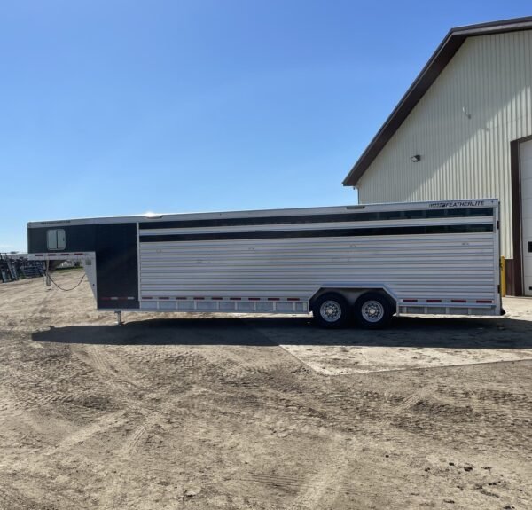 2013 Featherlite 30FT Stock Combo – 3 Compartments - Image 14