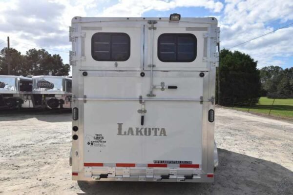 2018 Lakota 2HBPST 2 Horse Trailer - Image 2