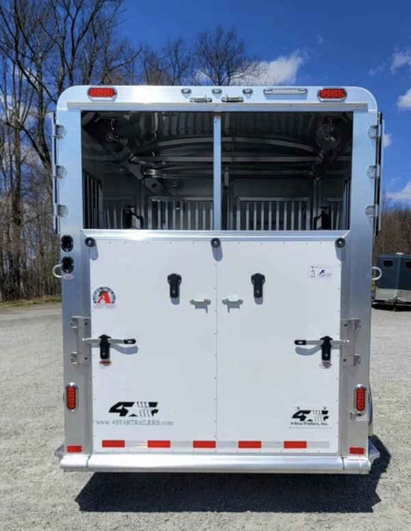 Four Horse Trailers