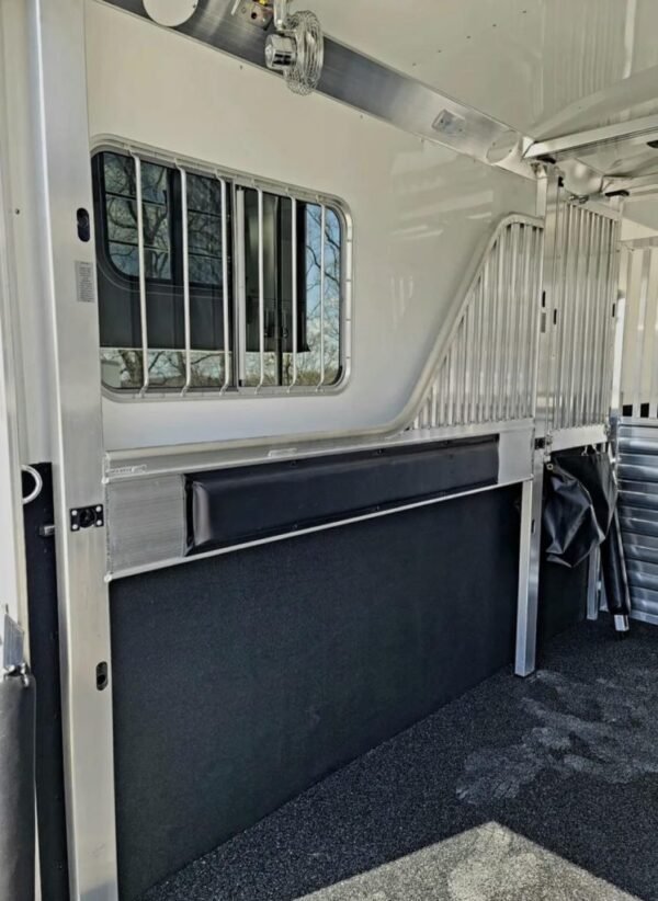 Four Horse Trailers