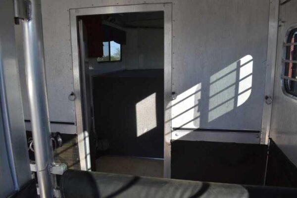 Used 1998 Silver Star 2HGN 2 Horse Trailer with 6′ Short Wall - Image 14