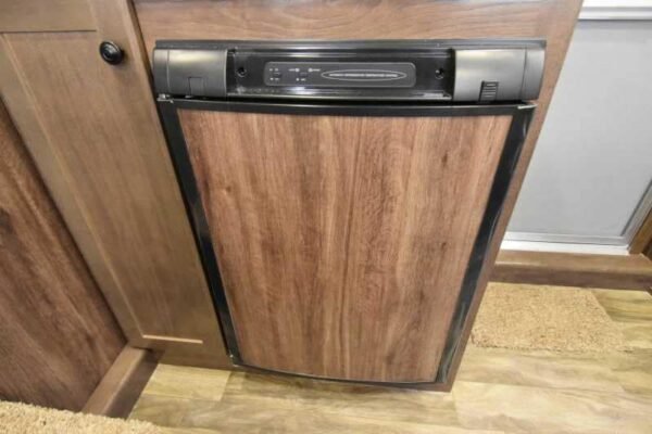 2018 Lakota Charger LQ Stock Trailer with 9′ Short Wall - Image 17