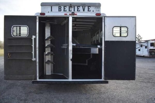 2003 Bloomer 8414LQ 4 Horse Trailer with 14′ Short Wall - Image 27