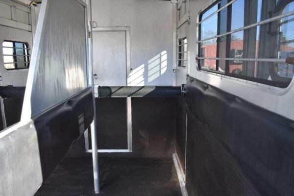 Used 1998 Silver Star 2HGN 2 Horse Trailer with 6′ Short Wall - Image 13