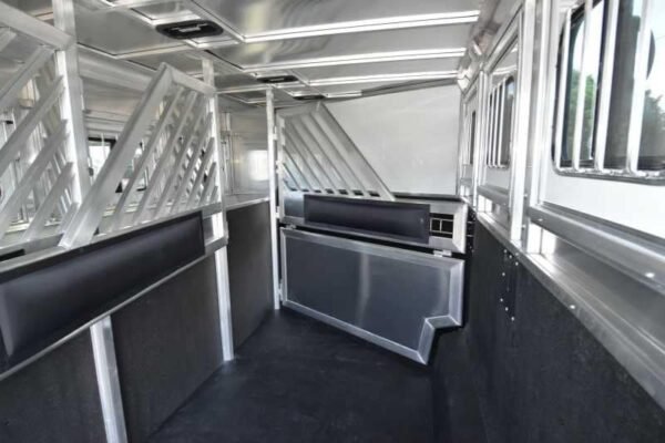 2018 Lakota 84HBPSL 4 Horse Trailer with 2′ Short Wall - Image 14