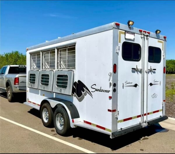 Three Horse Trailers