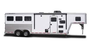 Horse Trailer With Living Quarters
