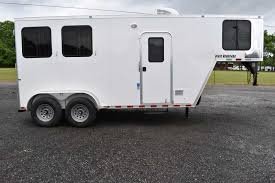 2 Horse Living Quarter Trailer