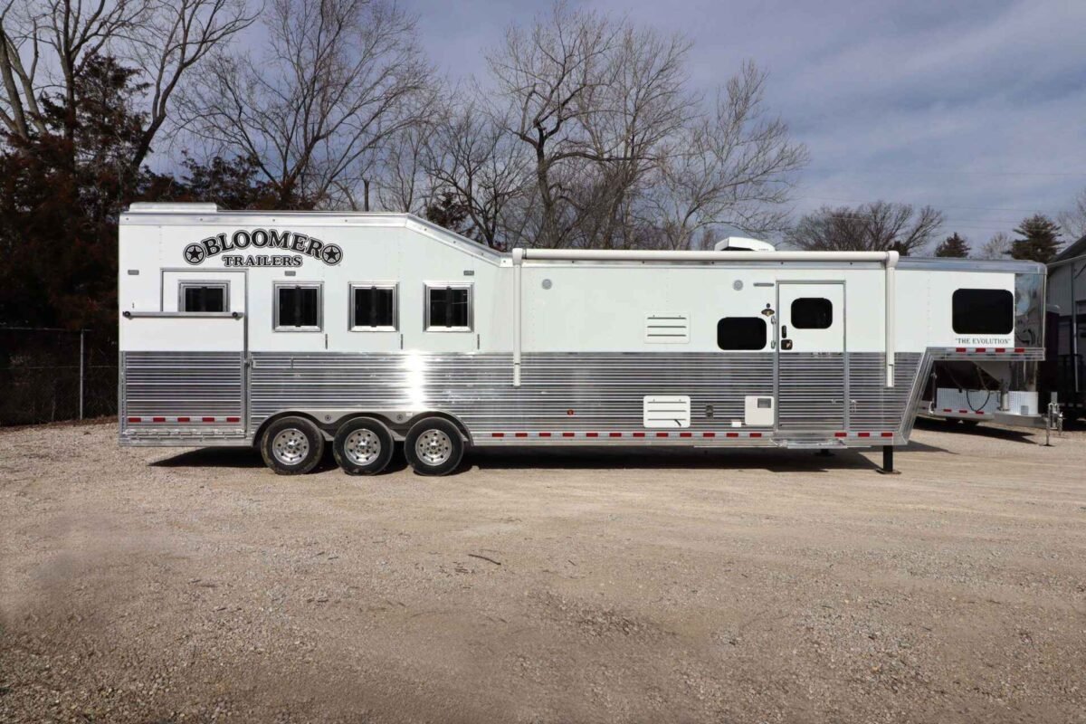 Living Quarters Horse Trailer